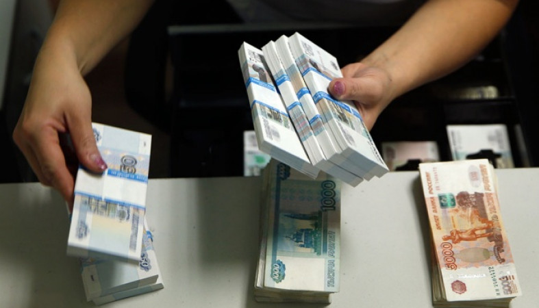 Владельцы кредитных карт придумали схему обналичивания денег через ломбарды