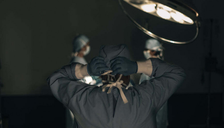 врачи_операция