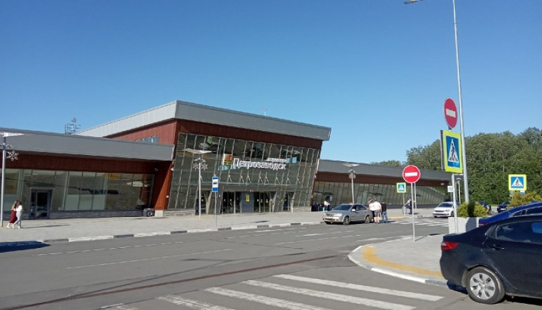 Аэропорт Петрозаводска изменил режим работы из-за ремонта полосы