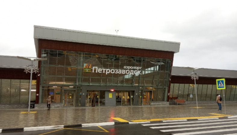 Самолет вновь начнет летать из Петрозаводска в Череповец