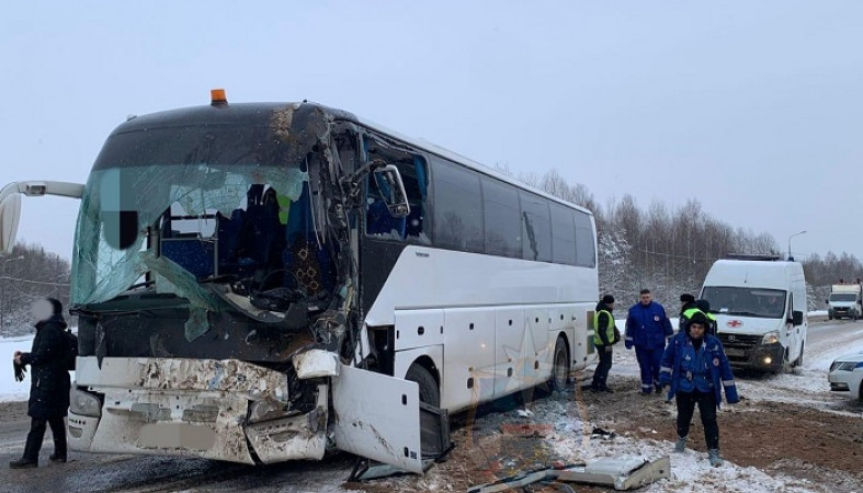 В автобусе порно, секс в автобусе смотреть онлайн