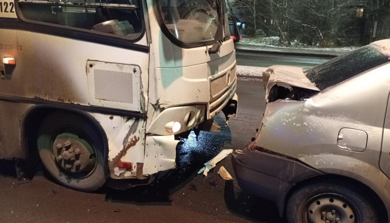 столкновение