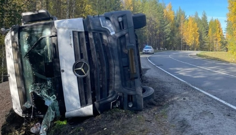 Авария с автопоездом