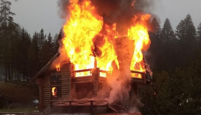 Пожар на даче