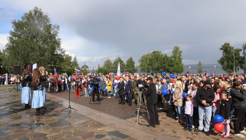 День государственного флага в Петрозаводске