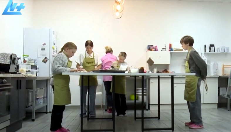 Фестиваль юных кондитеров Фестиваль юных кондитеров