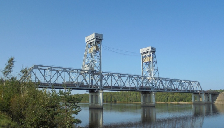 Мост через Свирь