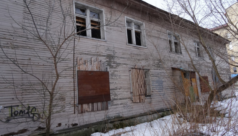 В Карелии планируют расселить более 600 аварийных домов