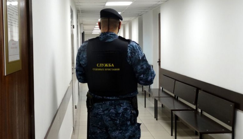 пристав_досмотр