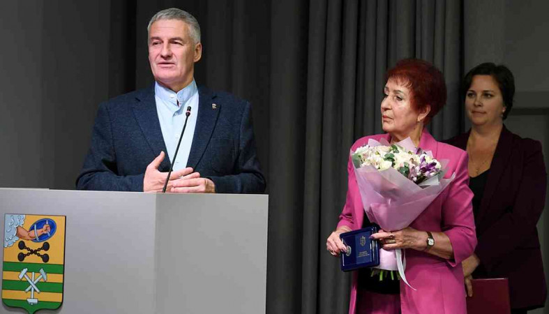 парфенчиков выступает перед организацией северные колокола