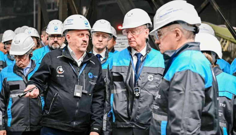 Глава Карелии на Петрозаводскмаш