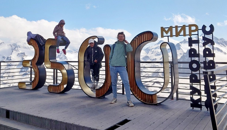 станция "Мир" на Эльбрусе
