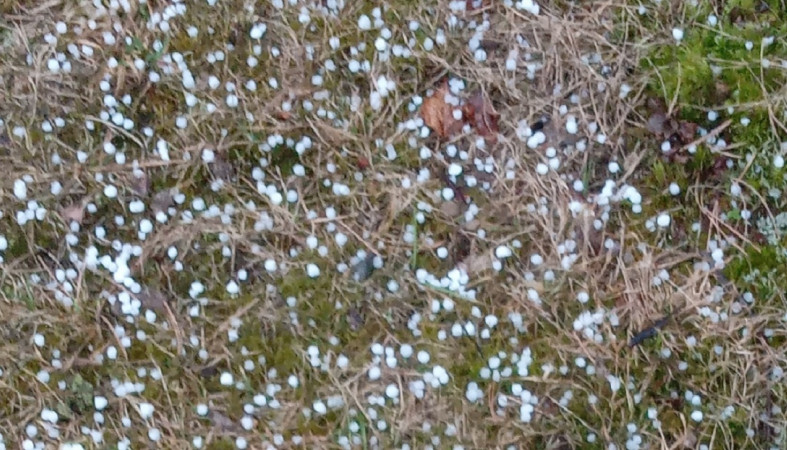 Апрельский град в Кинелахте