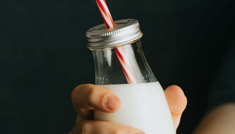 бутылка_лимонад_молоко_коктейль_напиток