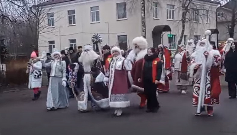 Деды Морозы в Олонце