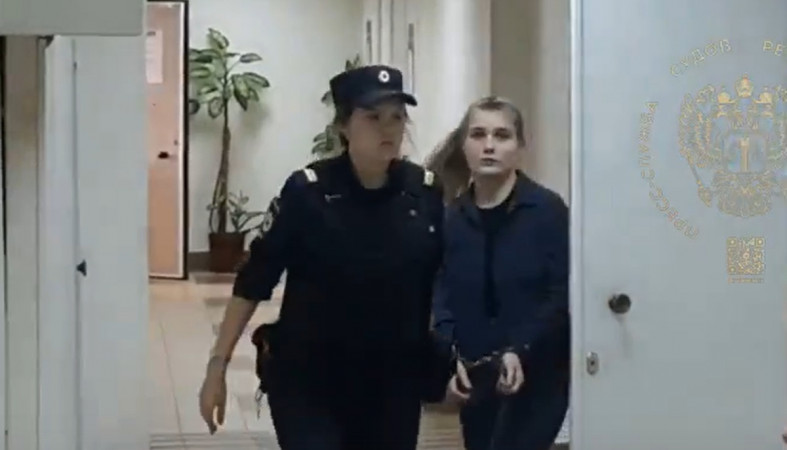женщина суд