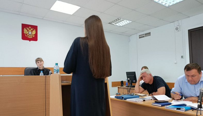 Допрос в суде свидетельницы из ресторана Каудаль