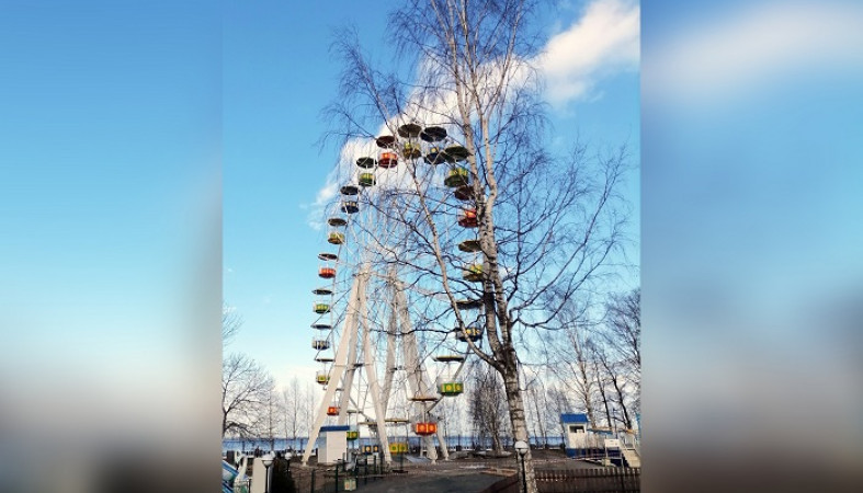 Аттракционы в Петрозаводске открылись и сразу же закрылись