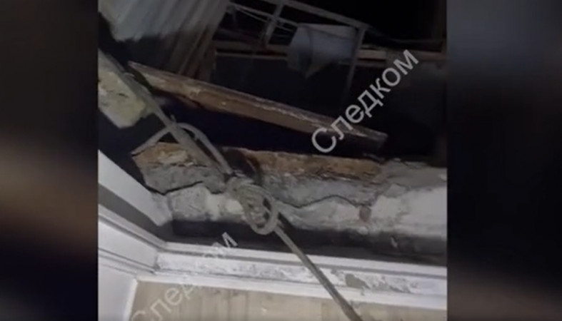 Мужчина и женщина погибли при обрушении балкона в российском регионе