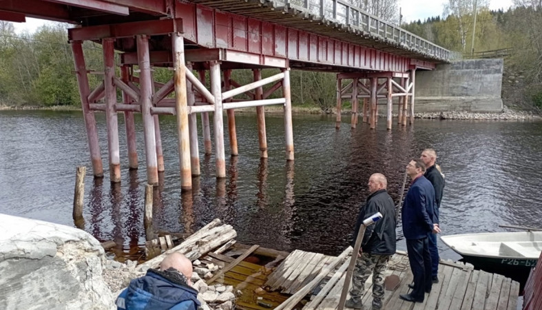 мост