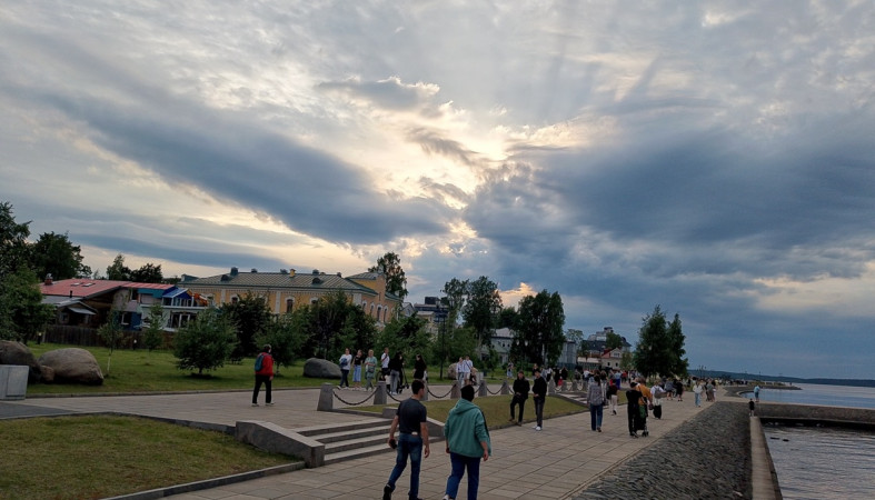 прогулка по набережной