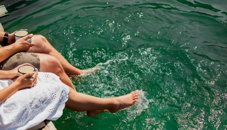 парочка на пирсе