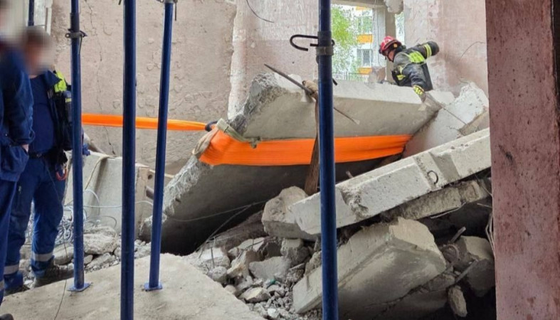 Рабочие погибли во время ремонта школы в Москве