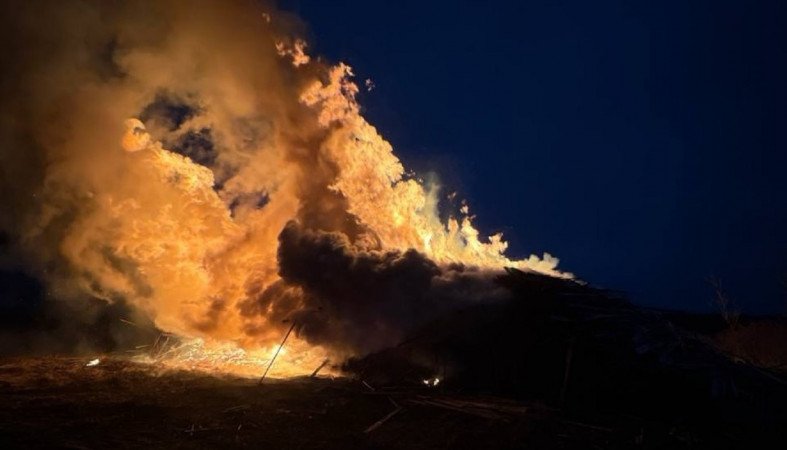 Пожар в полях Пожар в полях
