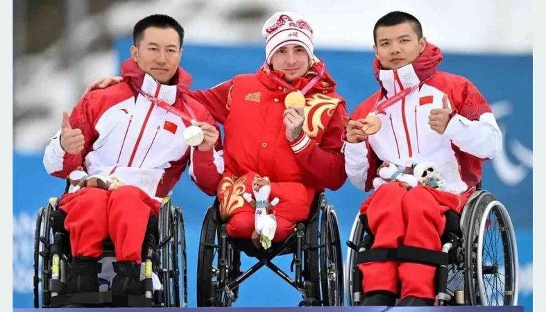 паралимпийцы