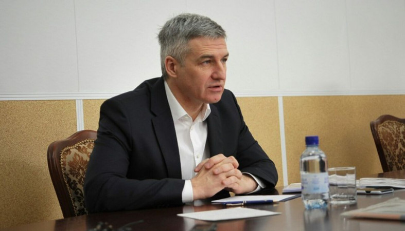 Парфенчиков ведет прием граждан