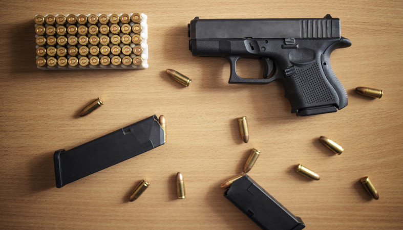 пистолет_патроны_оружие