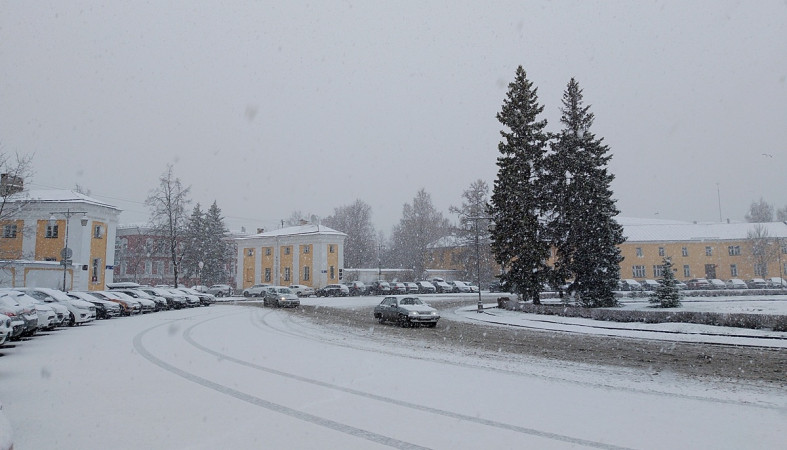 весенний снег