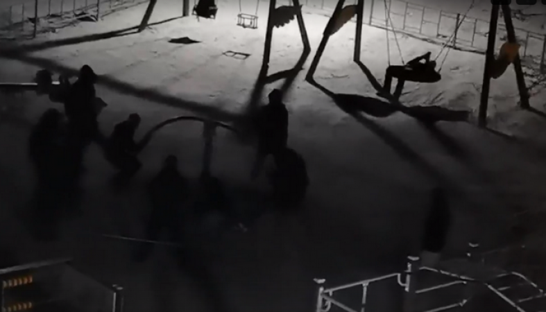 Подростки в Питкяранте превратили место игр детей в ночное пристанище