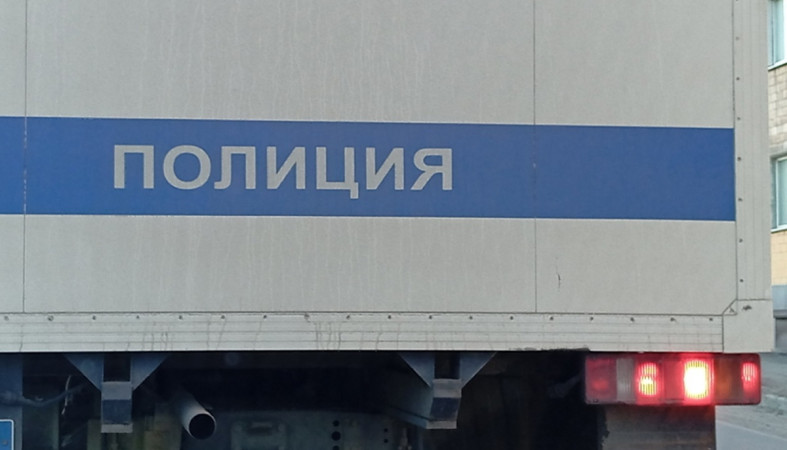 полицейская машина