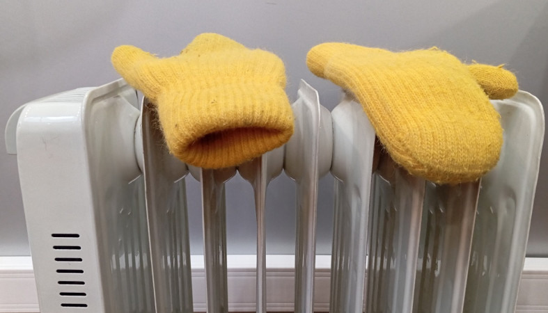 варежки на батарее
