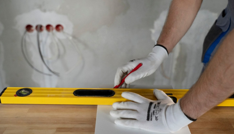 ремонтник ремонтник