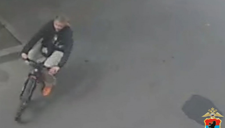 человек на велике