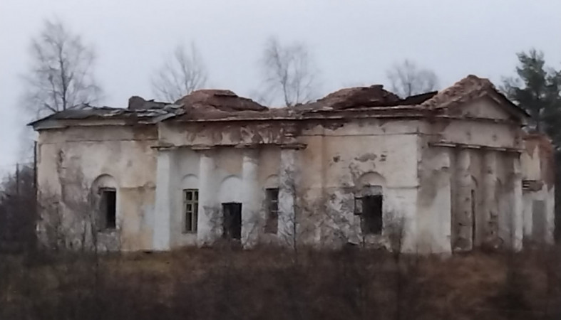 разрушенный храм в Шелтозере