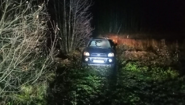 Автомобиль с мертвецом Автомобиль с мертвецом