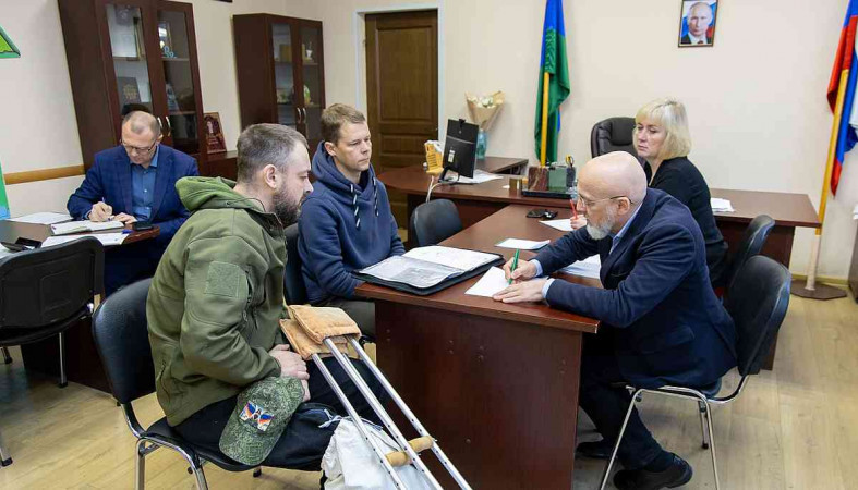 Шандалович и участники сво