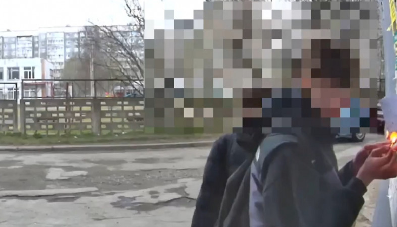 школьники со спичками