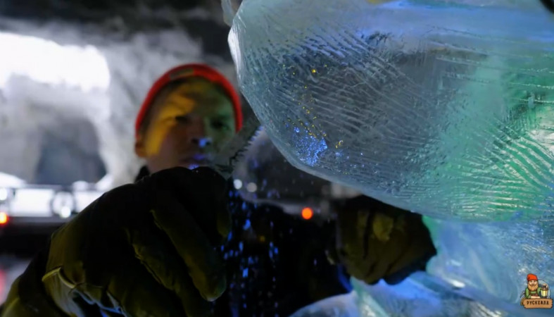 скульптуры изо льда