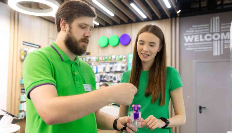 сотрудники мегафона