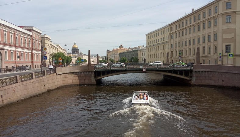Петербург катер