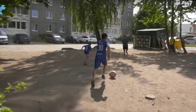 Жители микрорайона Петрозаводска просят сделать детскую спортплощадку