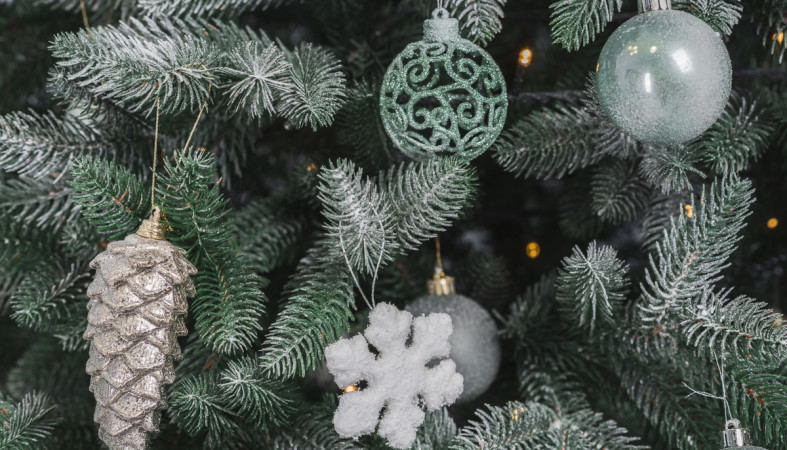 елка_новый_год_шарики