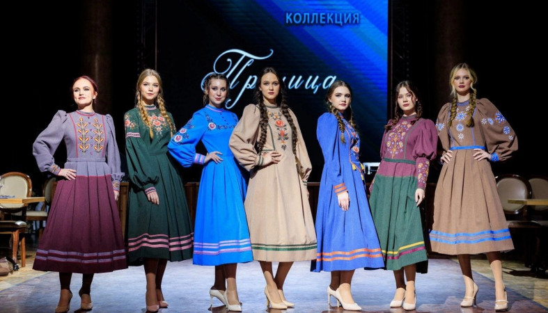 Показ моделей