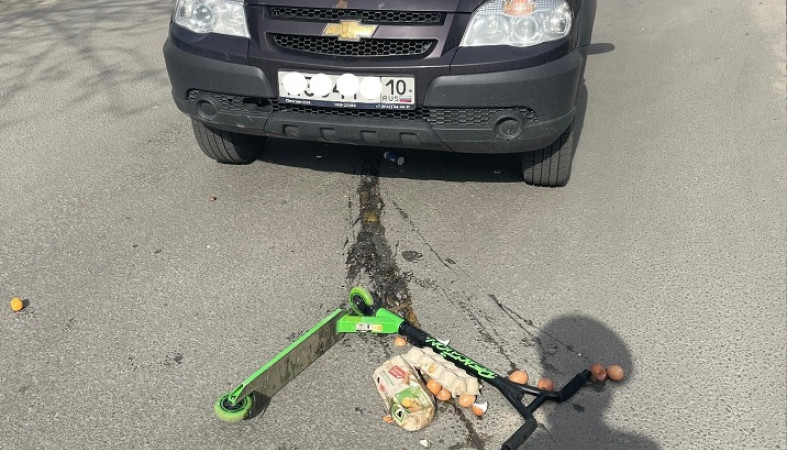Автомобиль сбил маленького ребенка в Петрозаводске