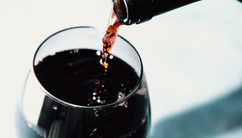 Вино в бокале