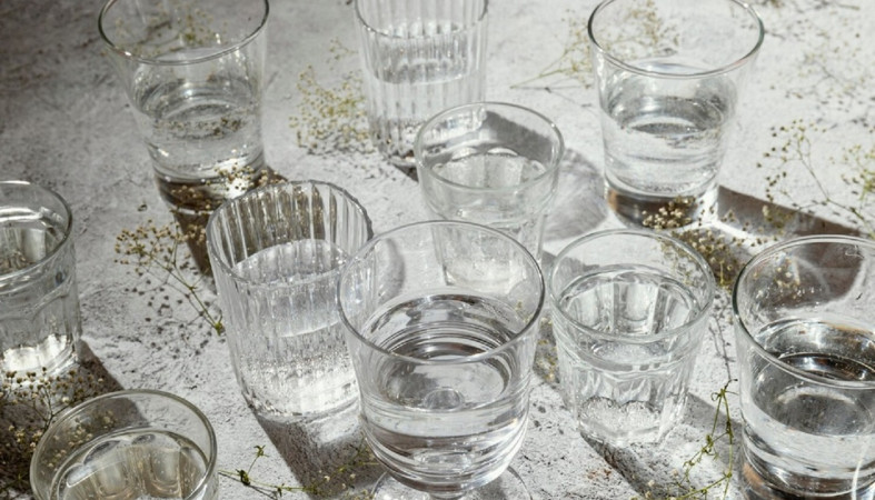 Водка на столе